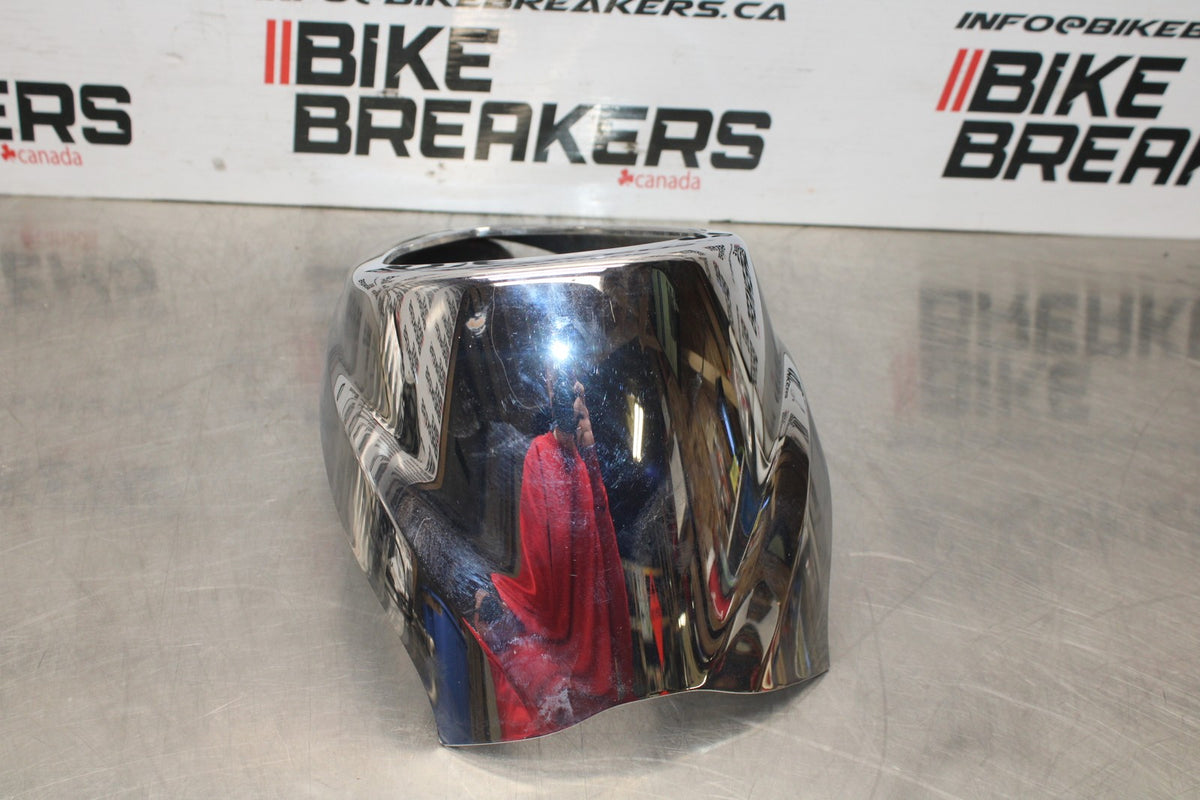 06 KAWASAKI VULCAN 900 GAS TANK CAP COVER TRIM PANELCOWL FAIRING BB799