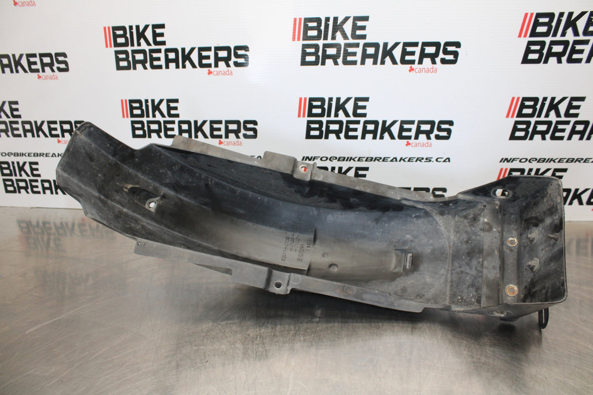 04-09 SUZUKI GS500F REAR BACK TAIL UNDERTAIL FAIRING COWL FENDER BB165