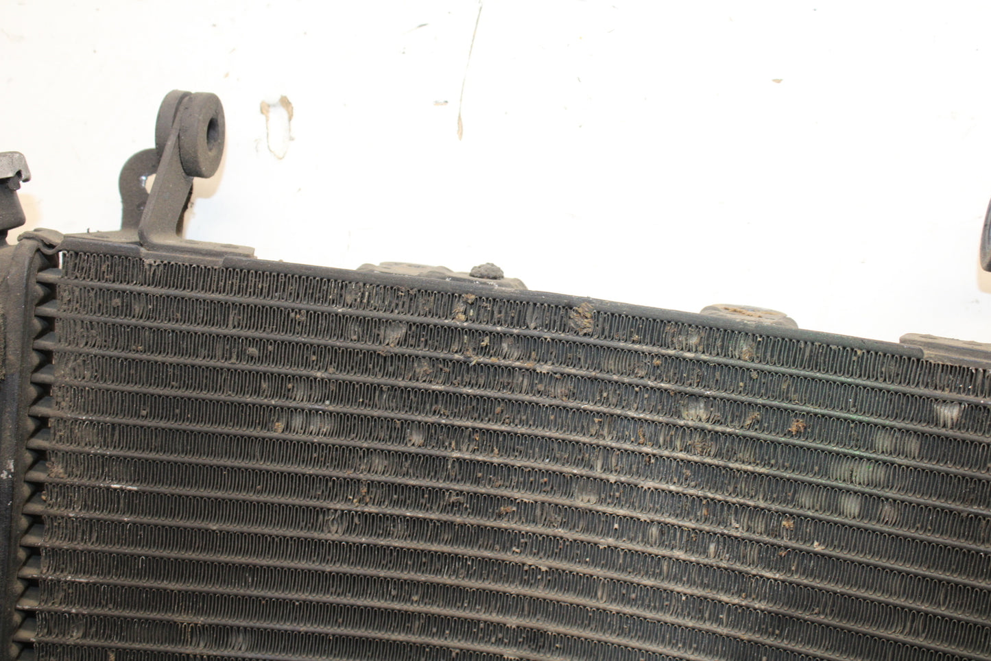 03-05 YAMAHA YZF R6  ENGINE RADIATOR MOTOR COOLER COOLING RADIATER BB751