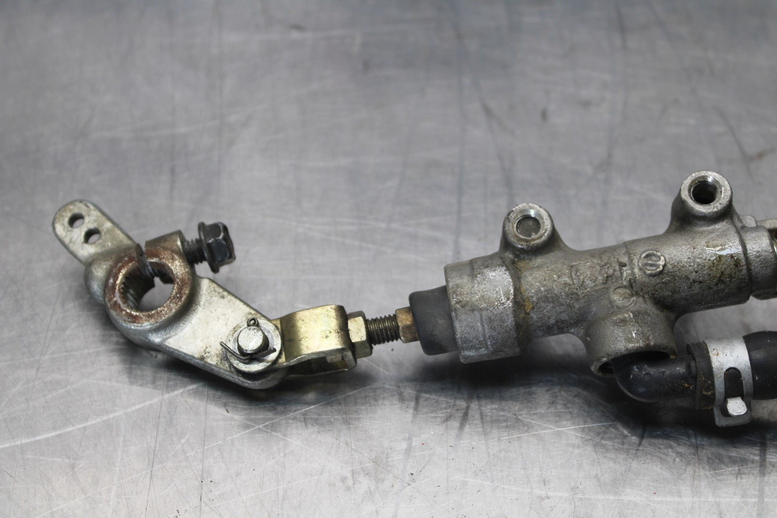 03-08 KAWASAKI VULCAN 1600 REAR BACK BRAKE MASTER CYLINDER W RESERVOIR BB196