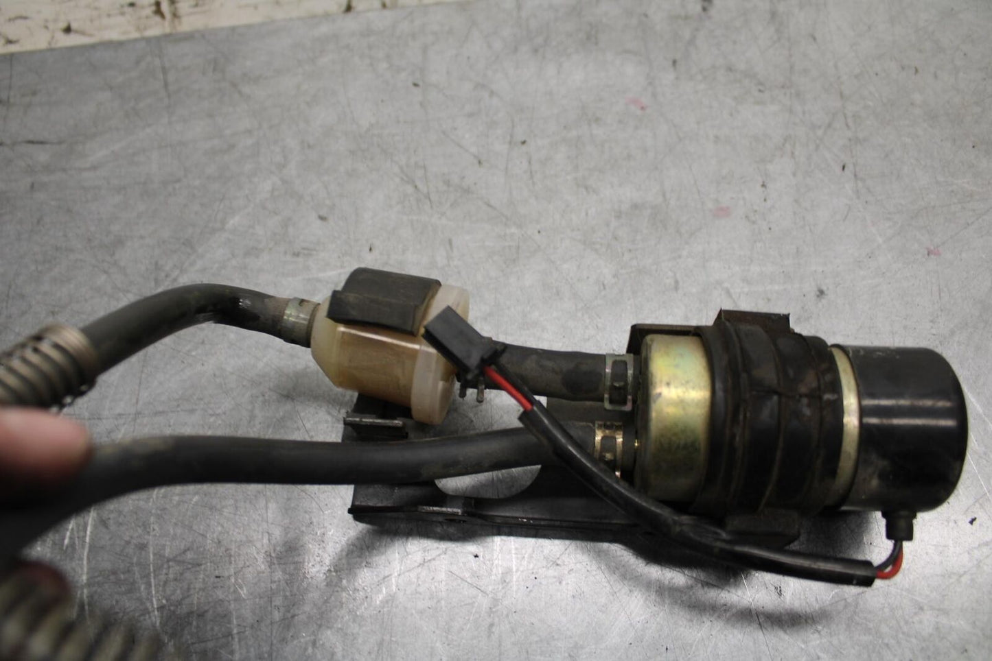 2001 Kawasaki Ninja ZX6 ZX600E FUEL PUMP GAS PETROL SENDER UNIT BB547