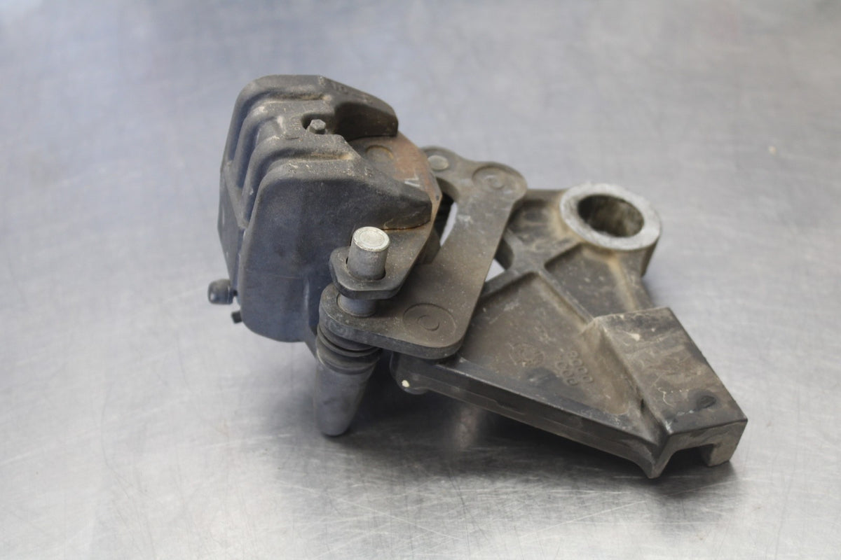 07-08 KAWASAKI NINJA ZX6R REAR BACK BRAKE CALIPER W MOUNT BRACKET BB937