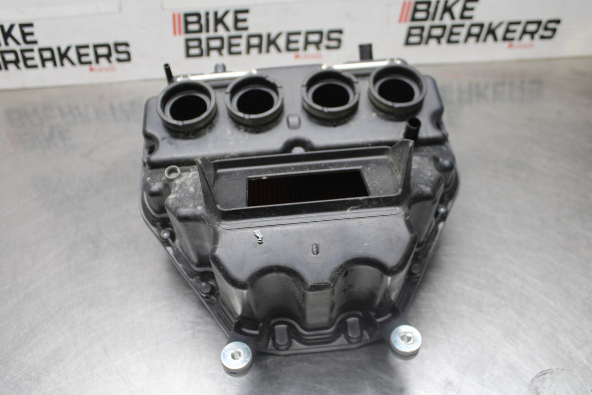 23 KAWASAKI Z900RS AIRBOX AIR INTAKE FILTER BOX BB935