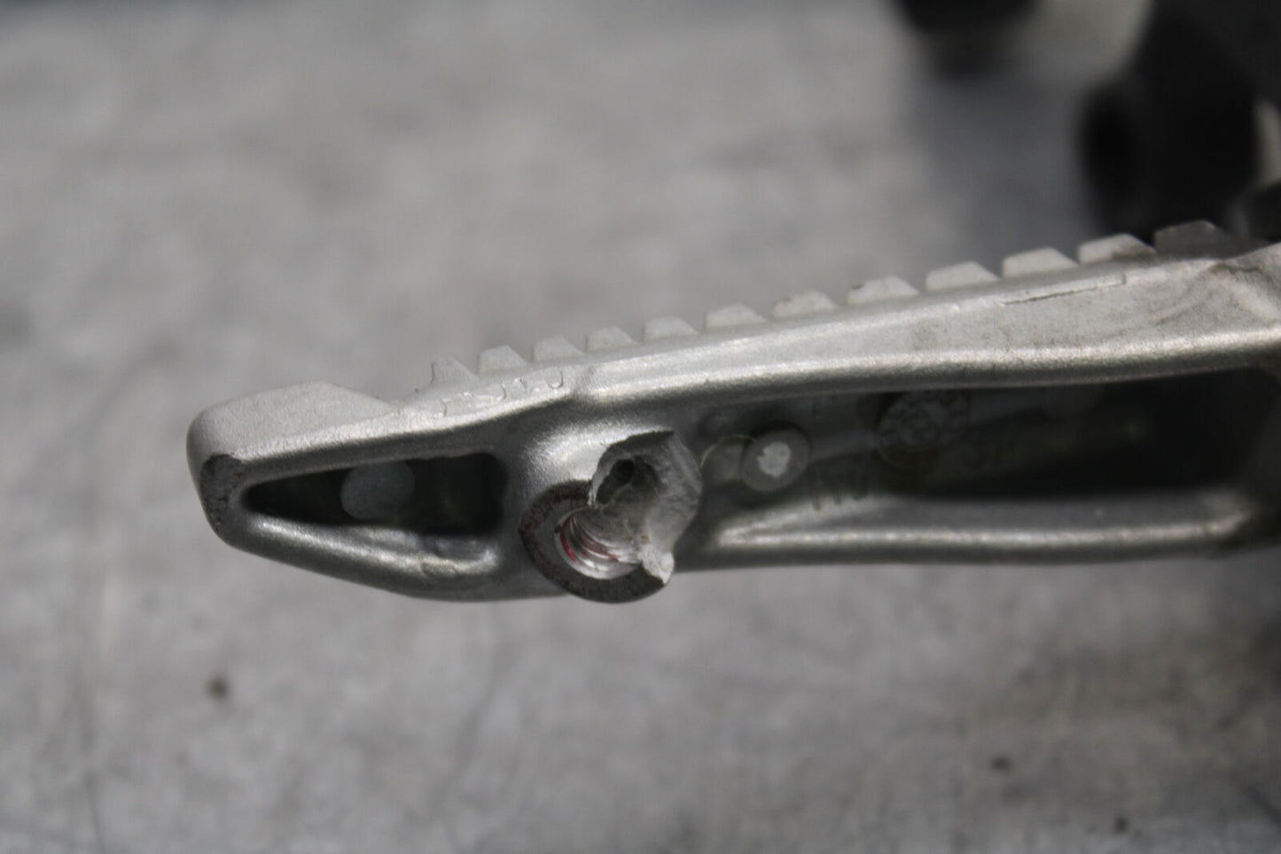 18-23 KAWASAKI NINJA 400 EX400 ABS RIGHT REARSET REAR SET FOOT PEG REST BB747