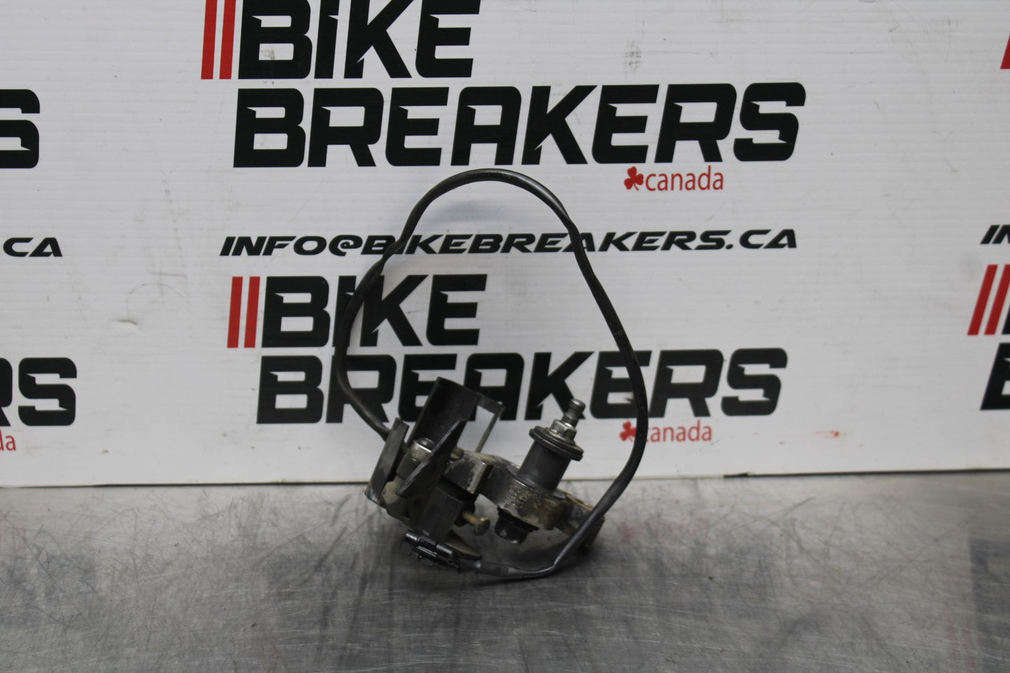 07-08 YAMAHA YZF R1 KICKSTAND SIDE KICK STAND SENSOR & MOUNT BB771