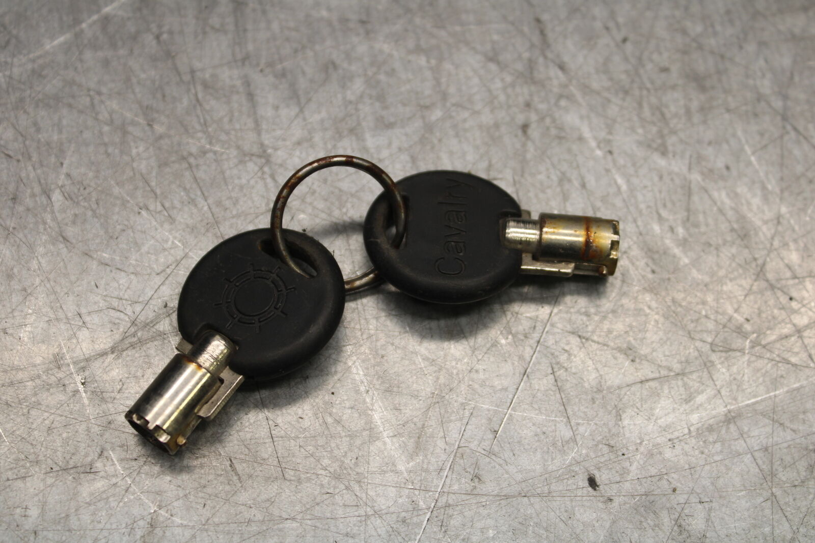 05-09 SUZUKI BOULEVARD C90 SIDE CARGO LUGGAGE SADDLEBAG BAG COMPARTMENT BB692