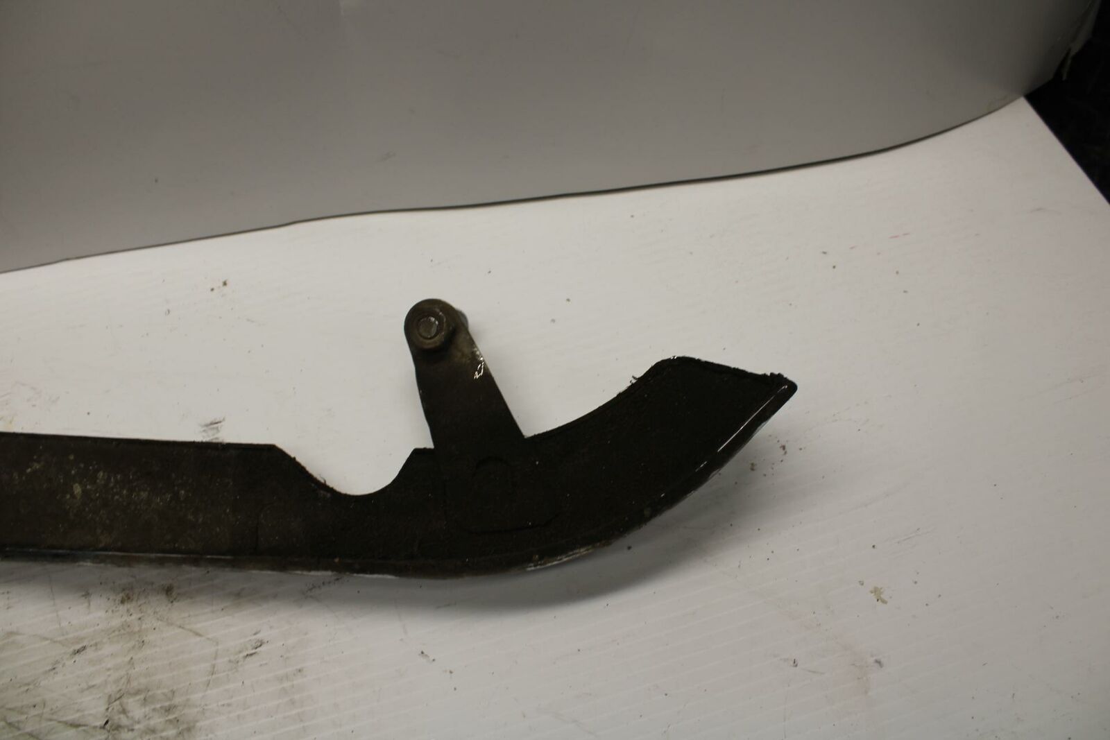 84-85 HONDA V30 MAGNA MAIN DRIVE CHAIN GUARD BB251