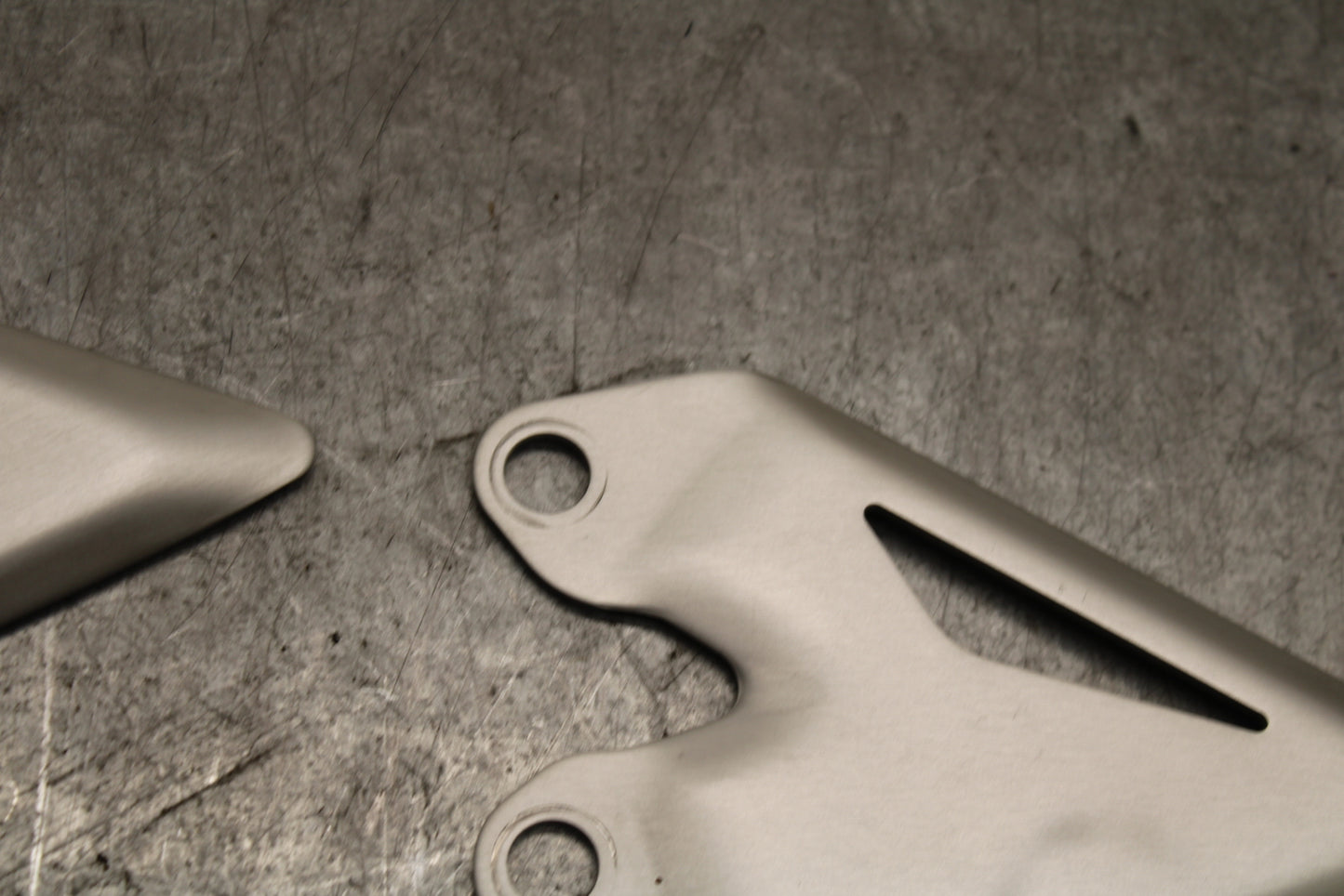 18-23 KAWASAKI NINJA 400 REARSET REAR SET HEEL GUARD COVER BB660 