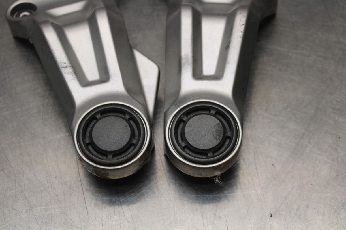 14-17 YAMAHA FZ07 RIGHT LEFT FRAME MID SIDE COVERS COWLS PANELS TRIM BB766