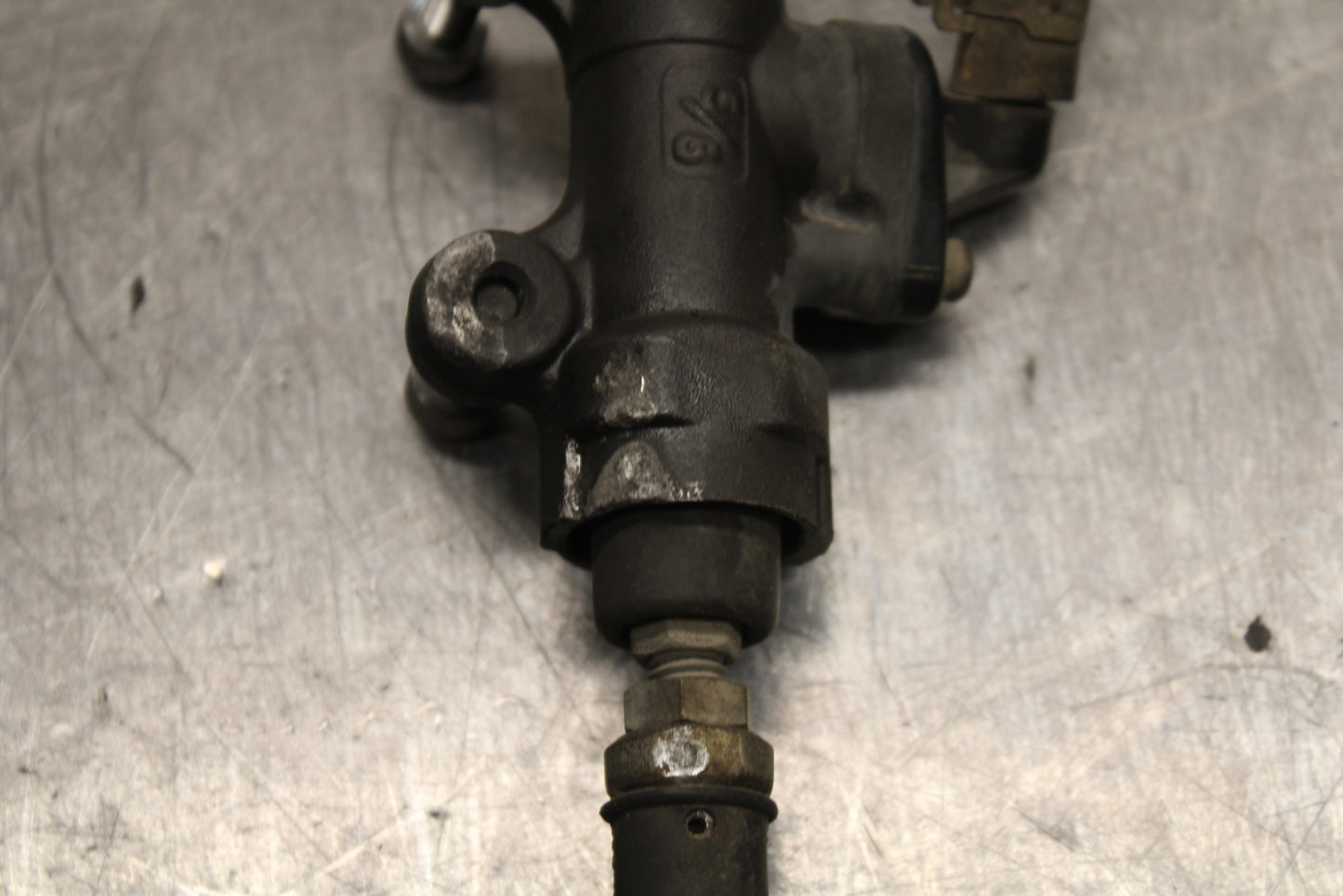 05-06 HONDA CBR600RR REAR BACK BRAKE MASTER CYLINDER W RESERVOIR BB739