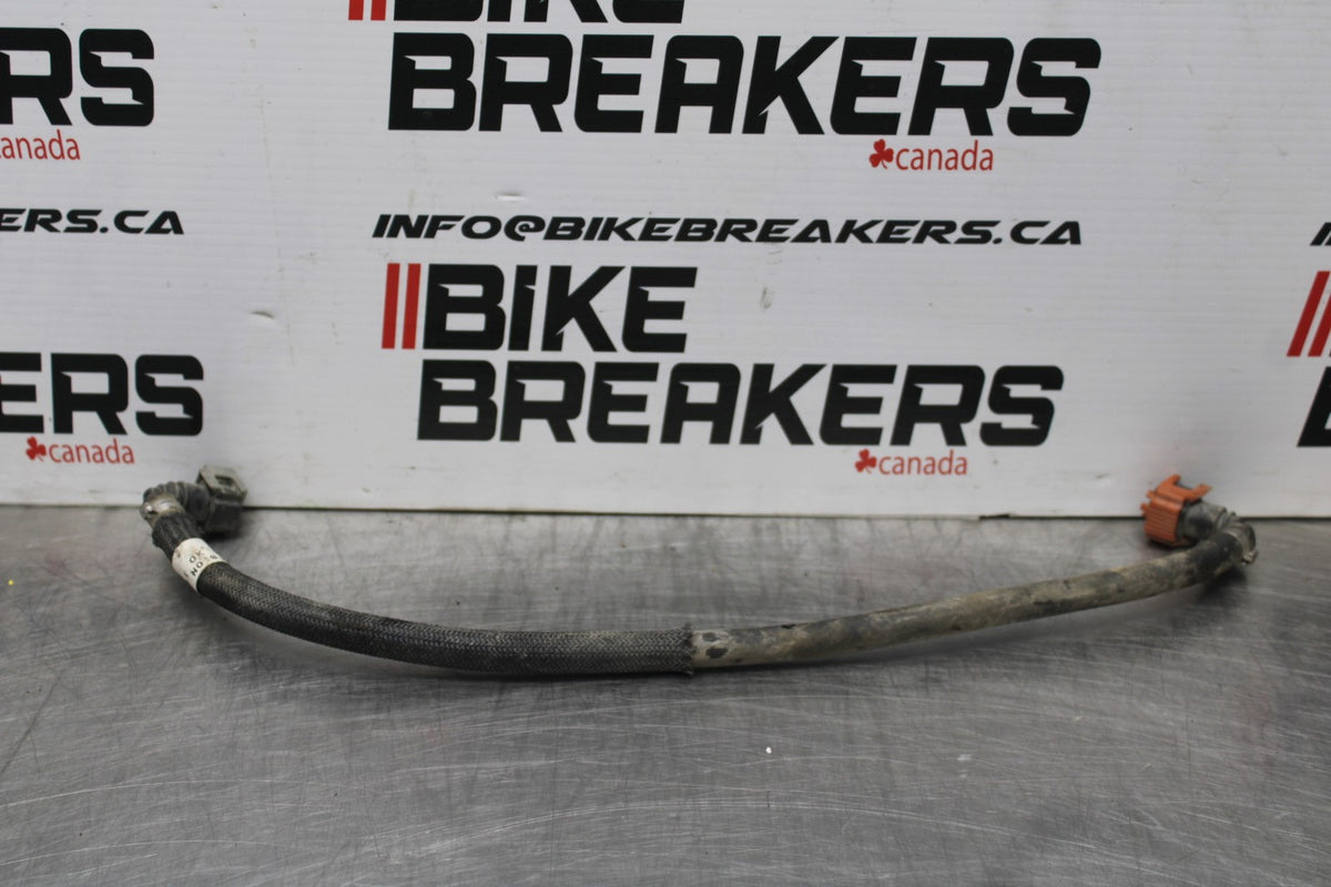 15 TRIUMPH TIGER 800 FUEL HOSE GAS LINE TUBE PIPE BB873