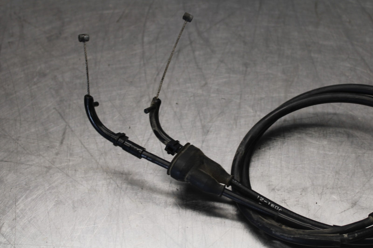 00-05 KAWASAKI NINJA ZX12R THROTTLE CABLES LINES BB892