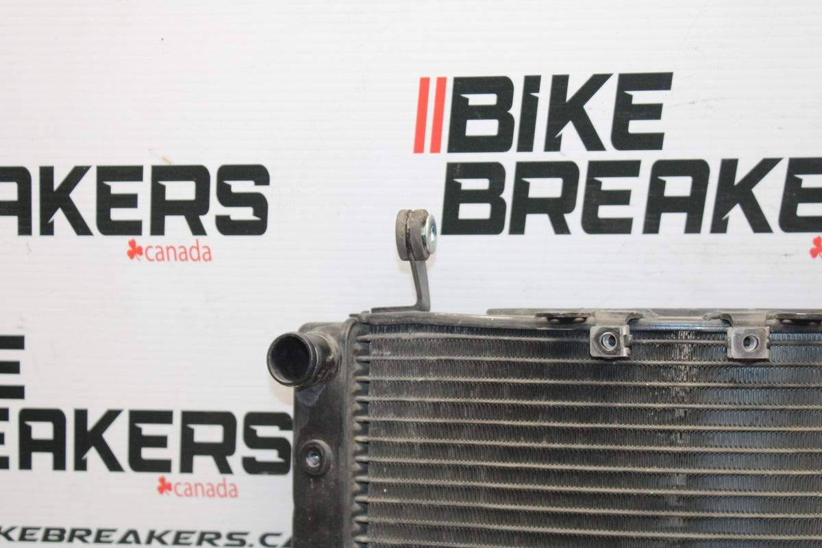 05 YAMAHA YZF R6 ENGINE RADIATOR MOTOR COOLER COOLING RADIATER BB814