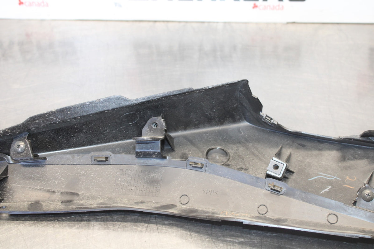 15-17 YAMAHA YZF R3 LEFT REAR BACK TAIL FAIRING COWL SHROUD BB003