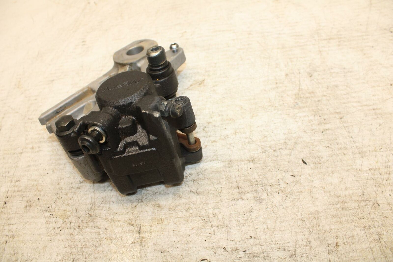 20-21 YAMAHA XSR900 REAR BACK BRAKE CALIPER W MOUNT BRACKET BB372