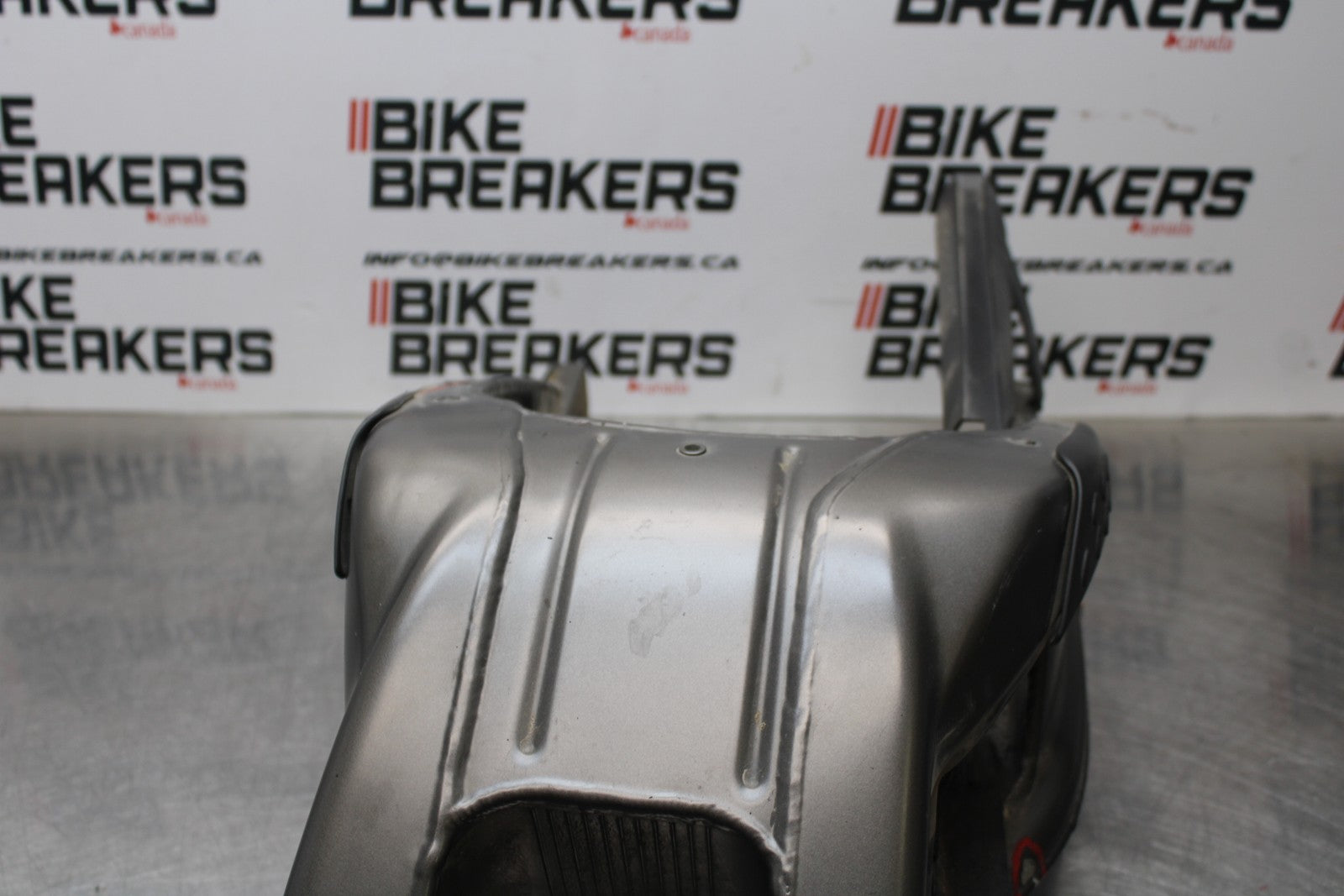 12-14 BMW S1000RR REAR SWINGARM BACK SUSPENSION SWING ARM BB204