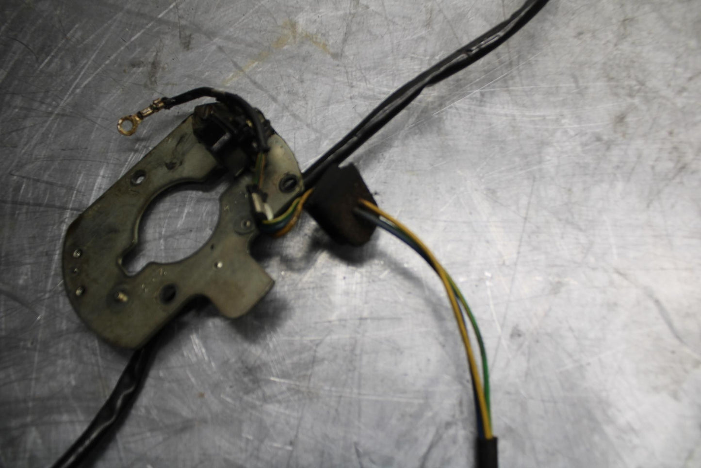 91-92 SUZUKI GSXR750 M  CRANKSHAFT POSTION PICK UP SENSOR BB493