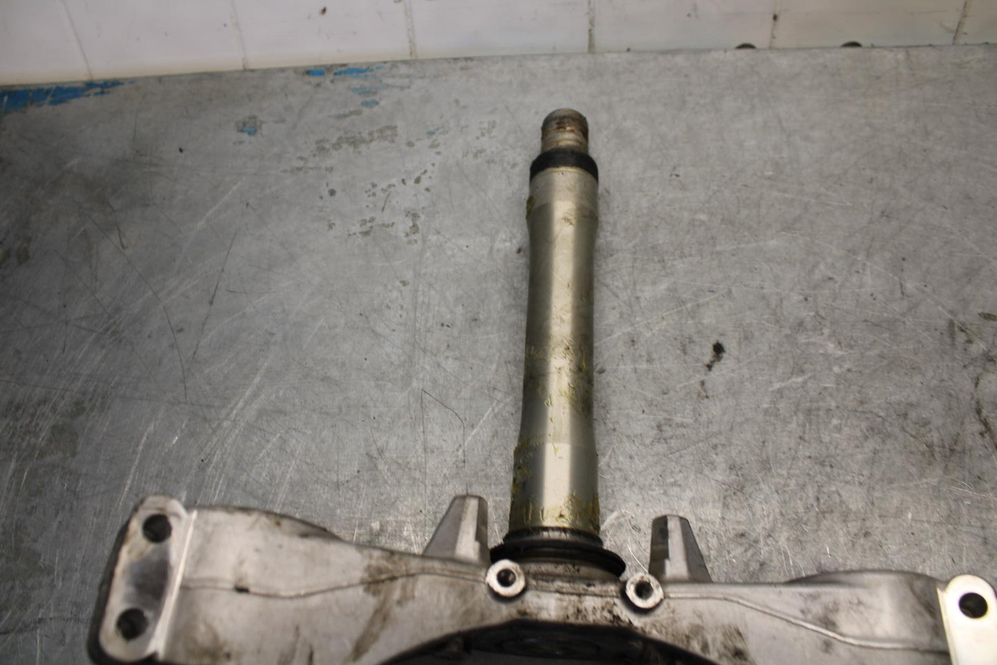 06-07 KAWASAKI NINJA ZX14R FRONT FORKS CLAMP LOWER TRIPLE TREE STEM bb433