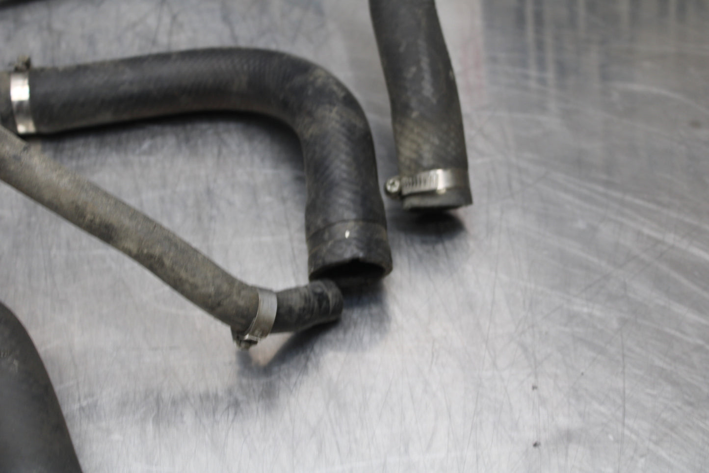 04-05 KAWASAKI NINJA ZX10R RADIATOR HOSES ENGINE COOLANT WATER PIPES BB163