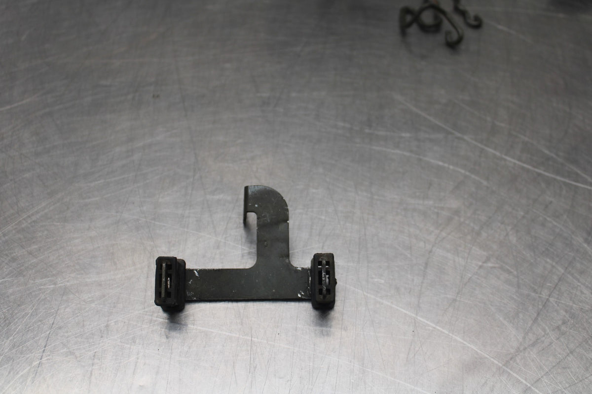 2006 Suzuki Boulevard C90 MOUNT BRACKET BB849