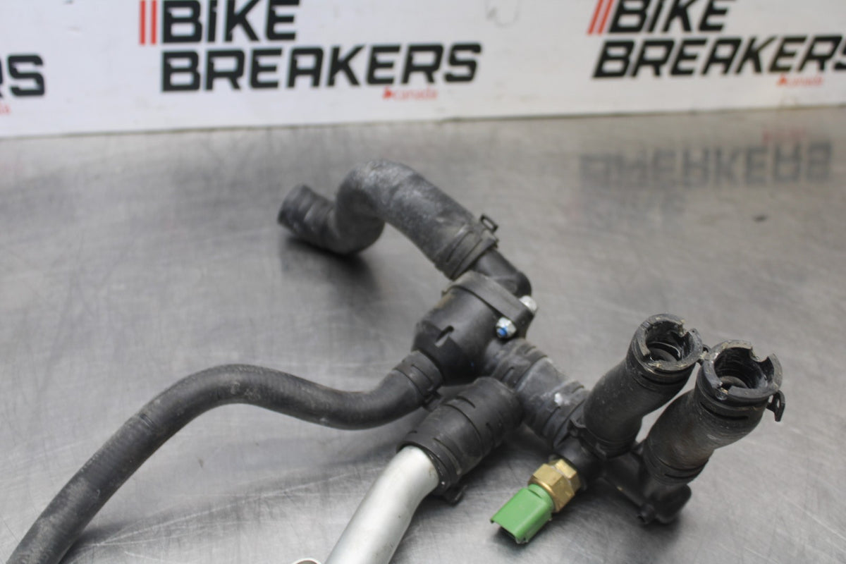 16 APRILIA TUONO V4 1100 RADIATOR HOSES ENGINE COOLANT WATER PIPES SET  BB905