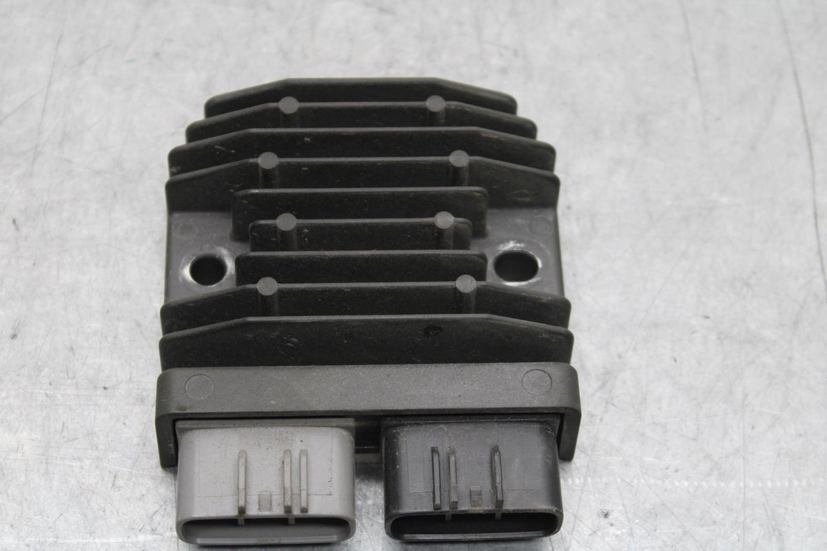 2012 Yamaha FZ8 RECTIFIER VOLTAGE REGULATOR BB550