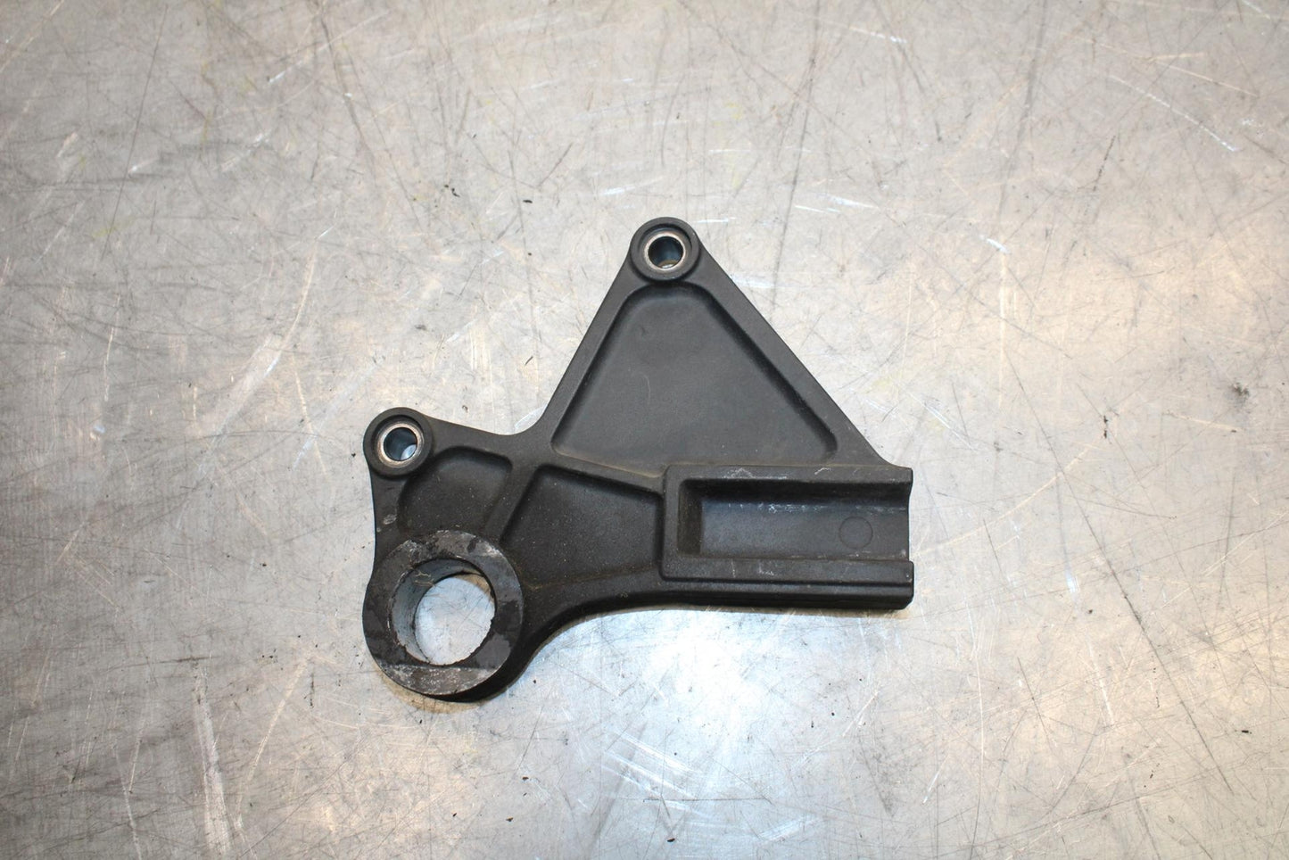 2009 Kawasaki Ninja ZX600R REAR BRAKE CALIPER HANGER  MOUNTING BRACKET  BB548