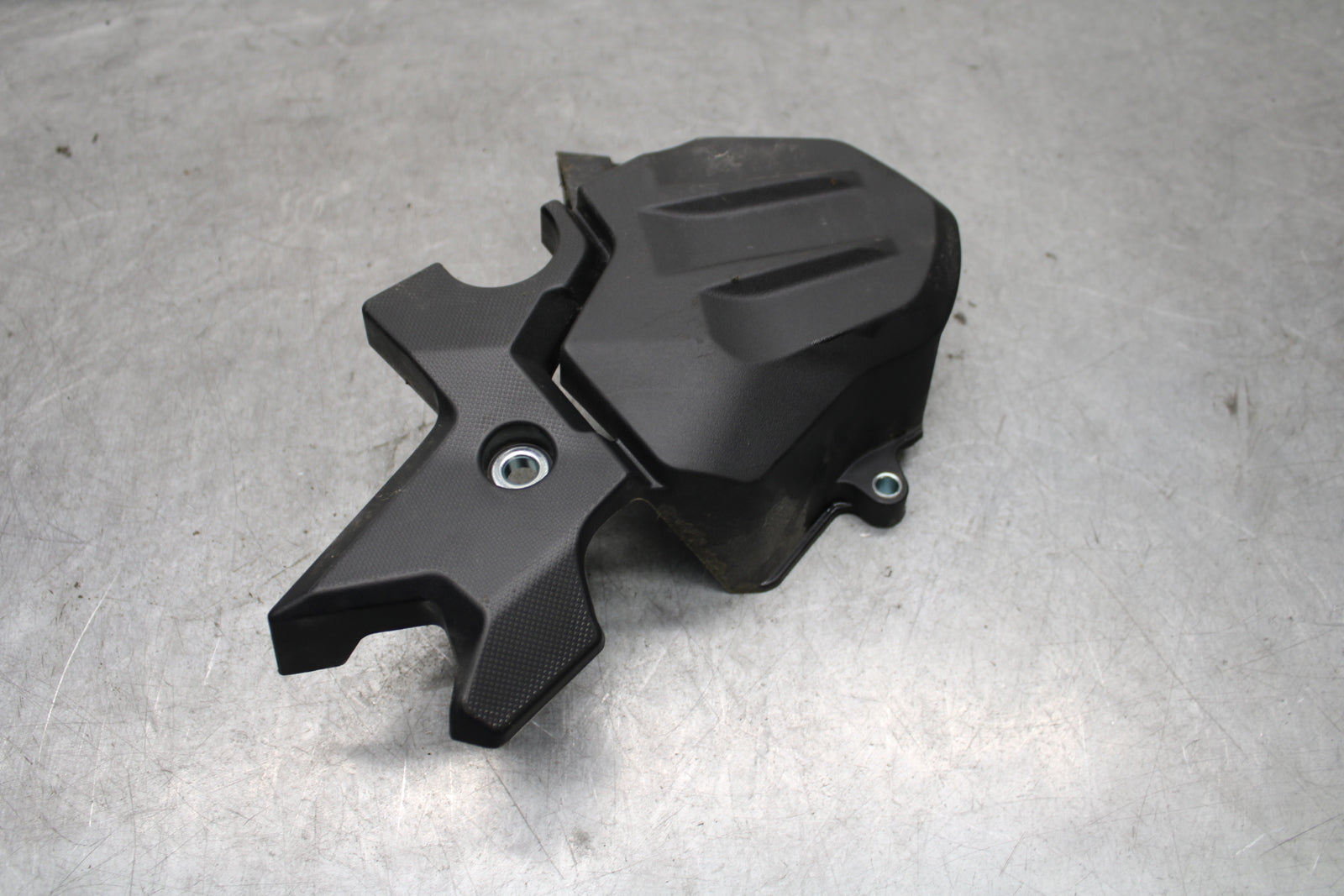 18-23 KAWASAKI NINJA 400 ENGINE SPROCKET COVER BB660