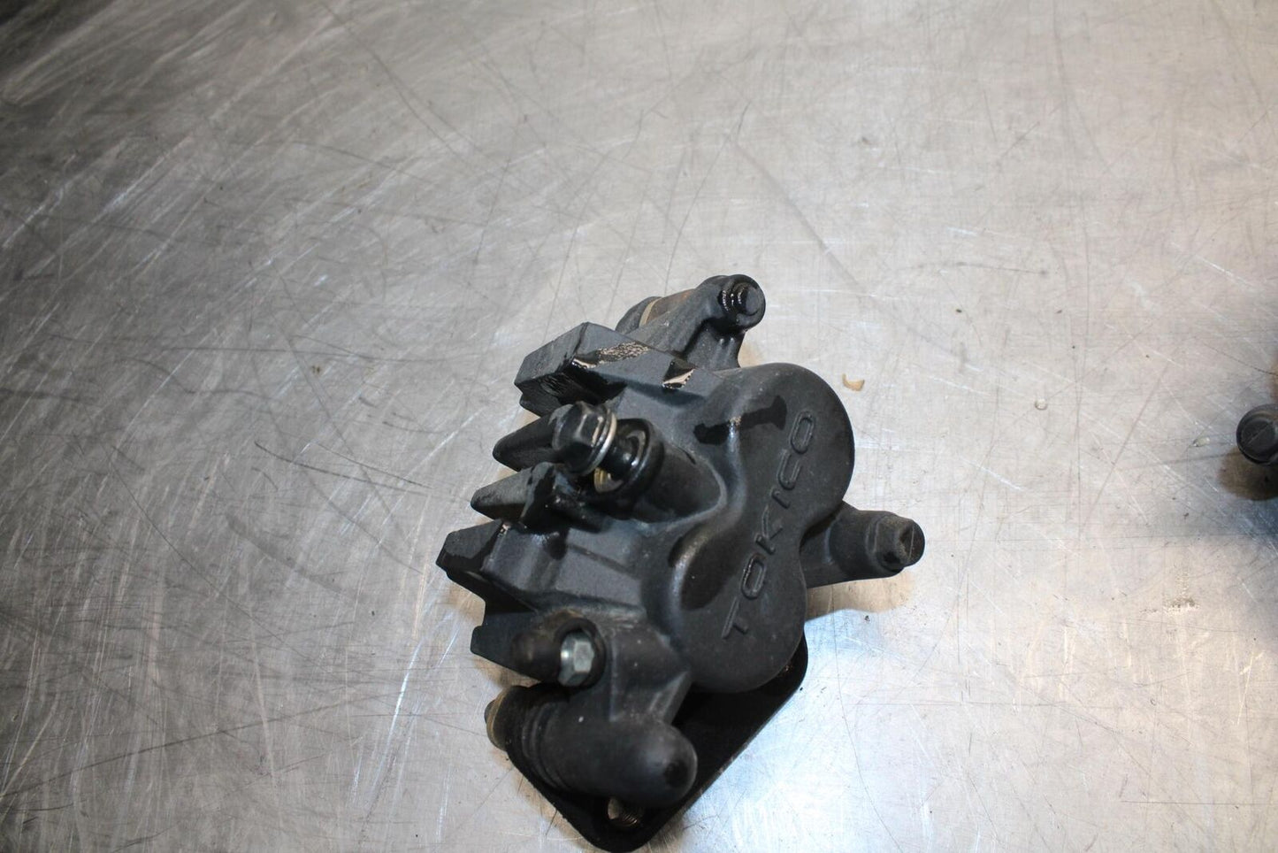 11-14 KAWASAKI VERSYS 650 LE 650C RIGHT LEFT FRONT BRAKE CALIPER SET PAIR BB498