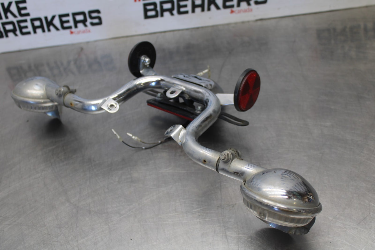 08 YAMAHA V STAR 1100 XVS1100AW CLASSIC REAR TURN SIGNAL BAR MOUNT BRACKET BB916
