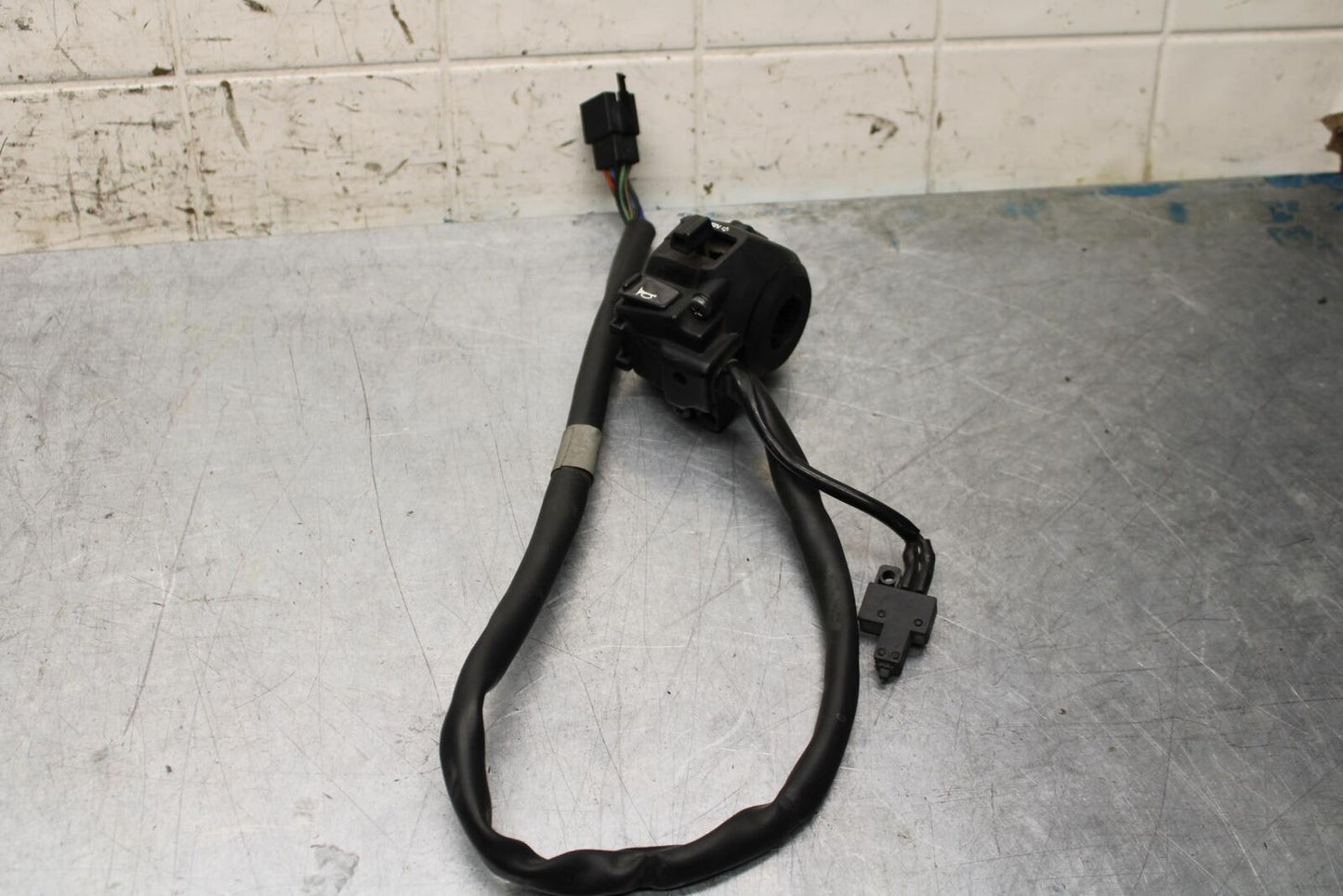 2008 Honda Interceptor 800 VFR800A ABS LEFT CLIP ON HANDLE SWITCH BB566