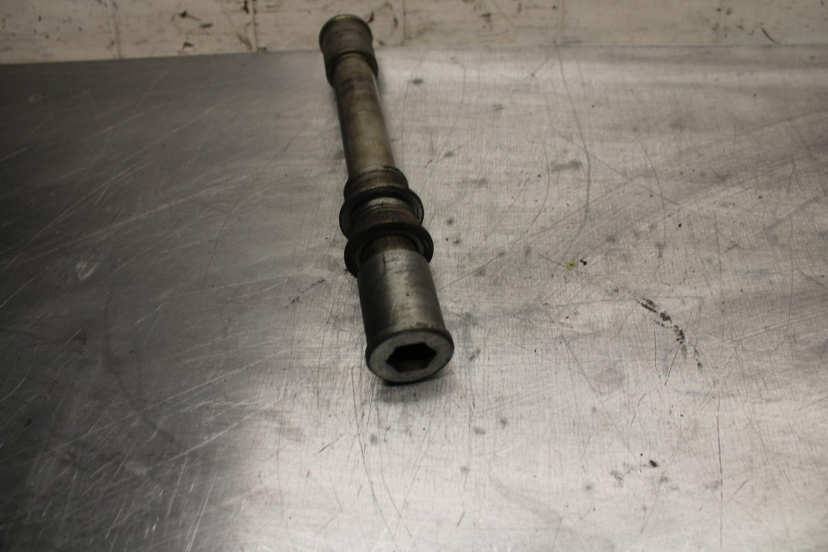00-02 KAWASAKI NINJA ZX6R ZX600J FRONT WHEEL AXLE PIVOT BOLT 41068-1426 BB489