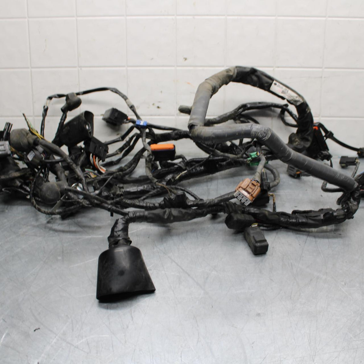 07-08 KAWASAKI CONCOURS 1400 ABS MAIN  WIRING HARNESS MOTOR WIRE LOOM BB449