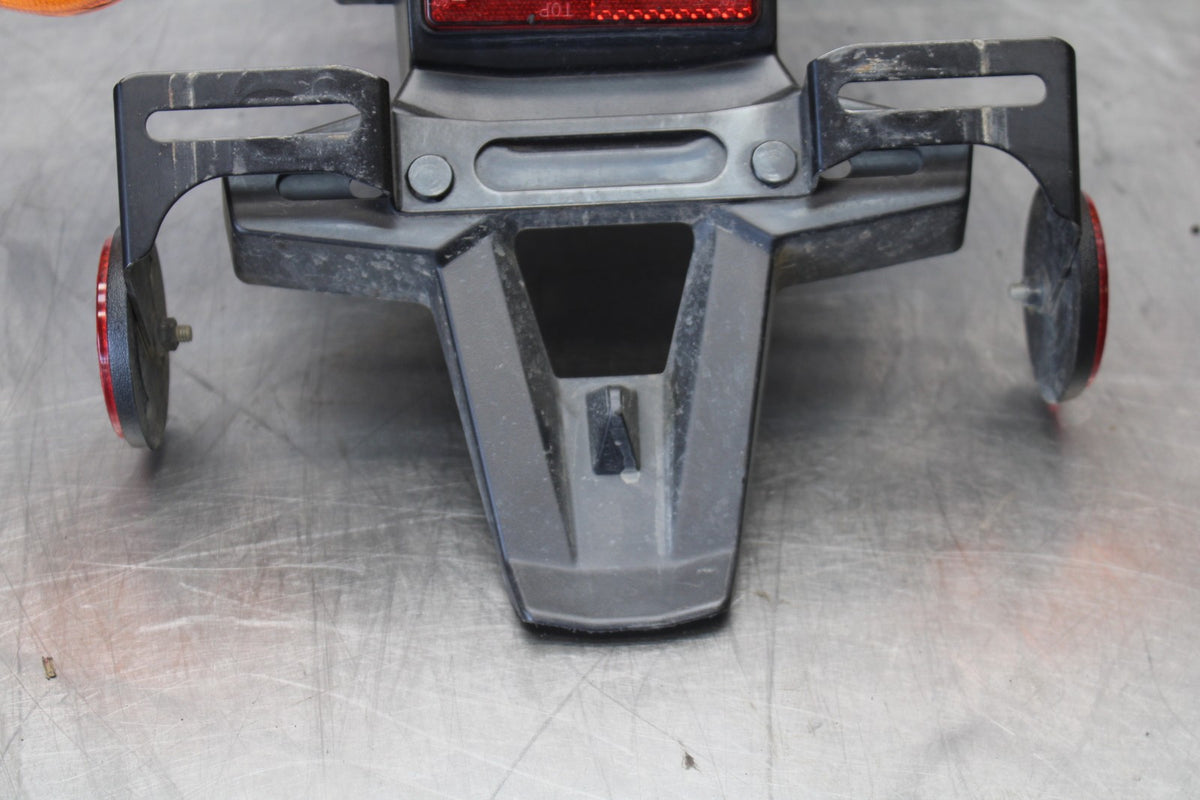 15-17 YAMAHA FJ09 REAR BACK FENDER MUD GUARD BB906