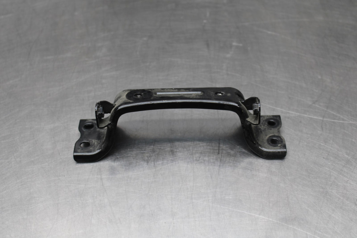 18-26 KAWASAKI Z400 GAS TANK FUEL CELL PETROL RESERVOIR BRACKET MOUNT BB852
