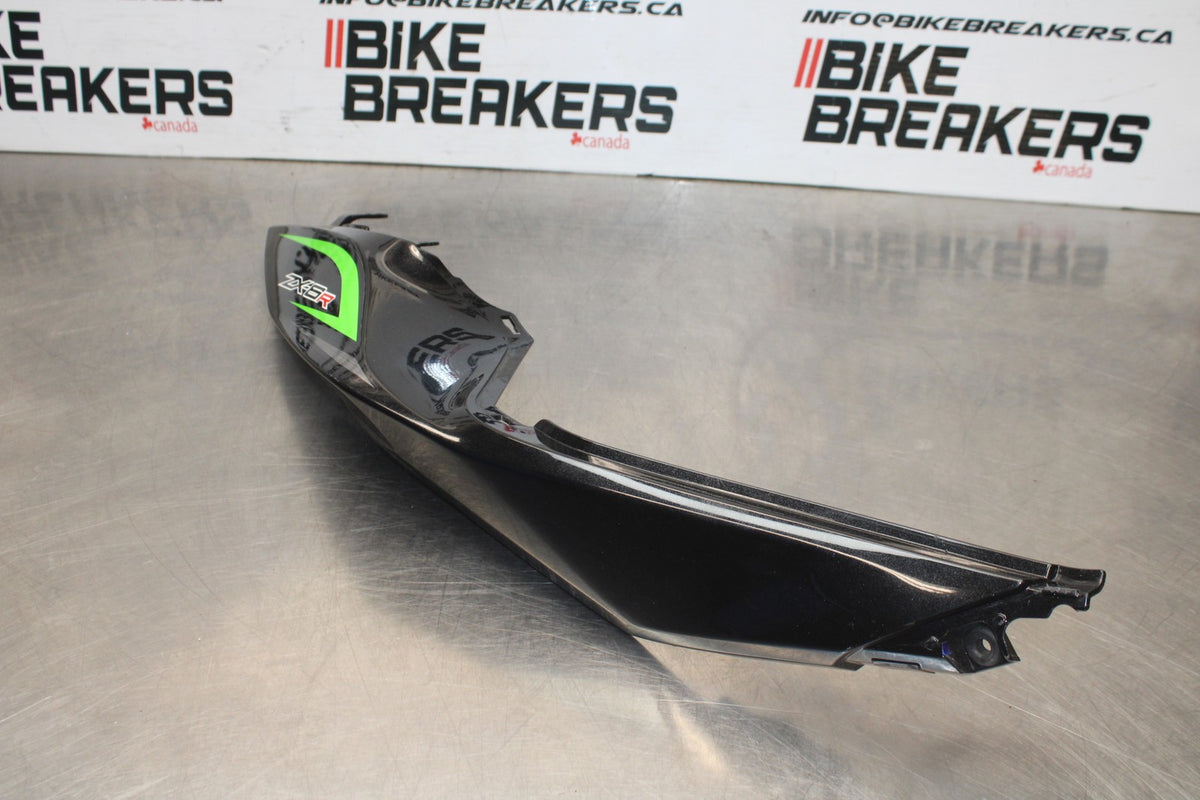 13-18 KAWASAKI NINJA ZX6R RIGHT REAR BACK TAIL FAIRING COWL SHROUD BB735