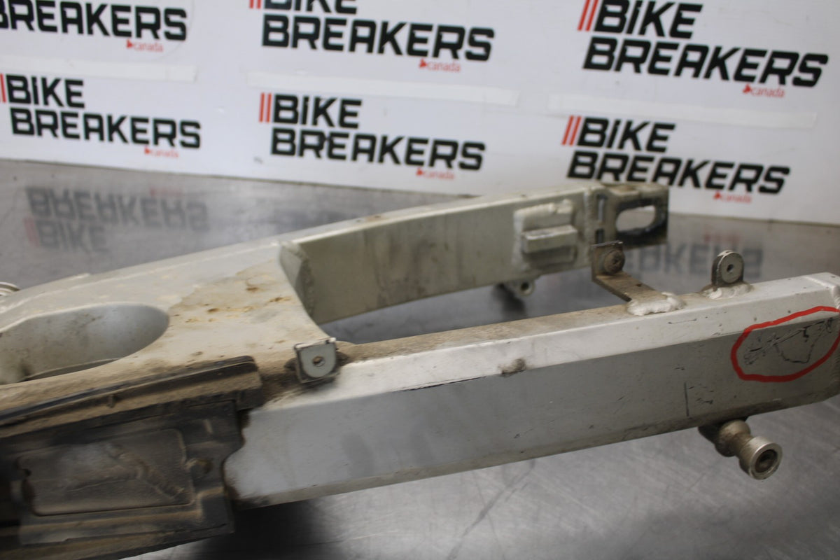 00-05 KAWASAKI NINJA ZX12R REAR SWINGARM BACK SUSPENSION SWING ARM BB892