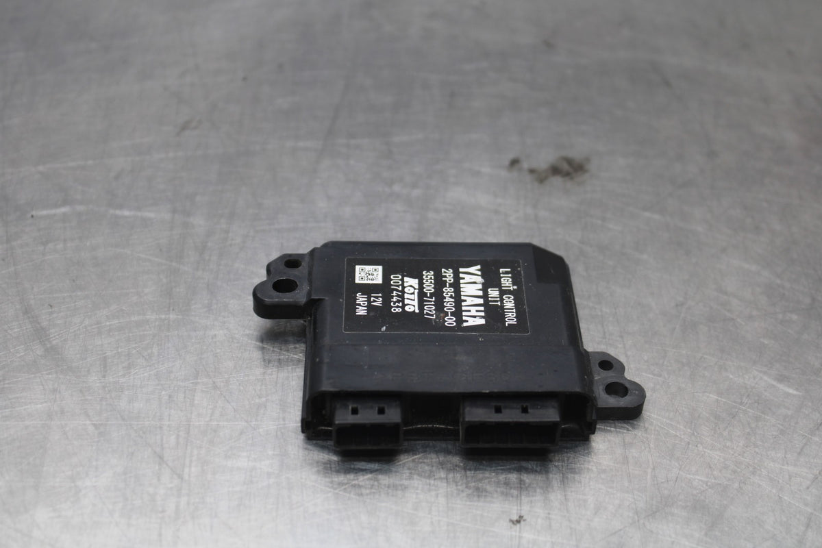 15-17 YAMAHA FJ09 HEADLIGHT COMPUTER CONTROLLER UNIT BLACK BOX BB906