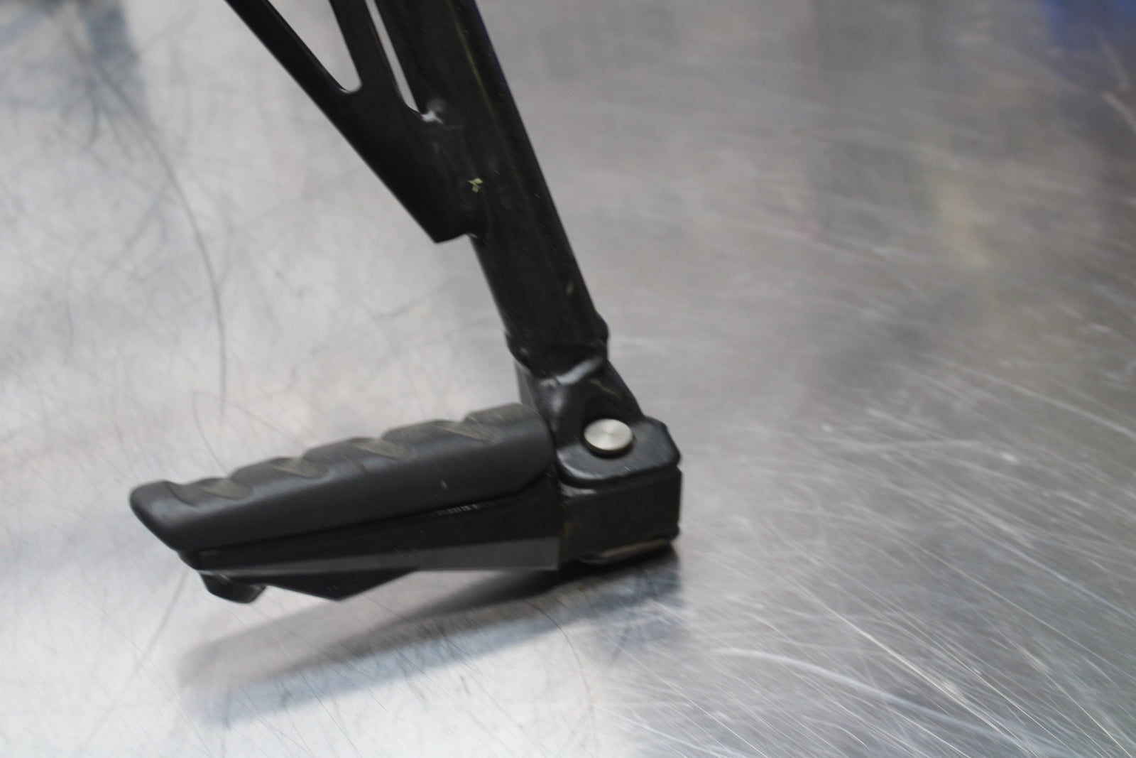 06-12 BMW F800ST REAR SUBFRAME BACK SUB FRAME BB144