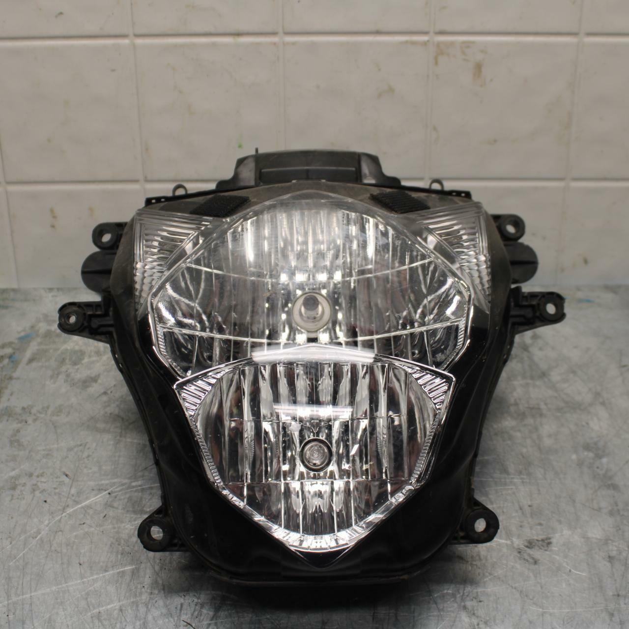 15-21 SUZUKI GSXR600 FRONT HEADLIGHT HEAD LIGHT LAMP BB418
