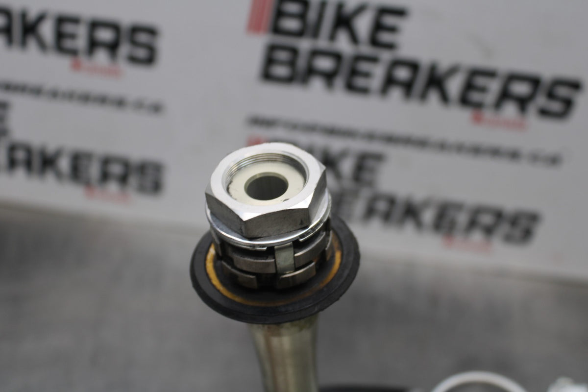 13 YAMAHA YZF R1 FRONT FORKS CLAMP LOWER TRIPLE TREE STEM BB781