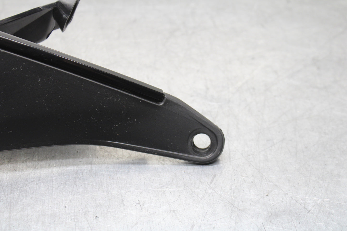 17-24 KTM 390 DUKE RIGHT REAR BACK TAIL FAIRING COWL SHROUD BB734