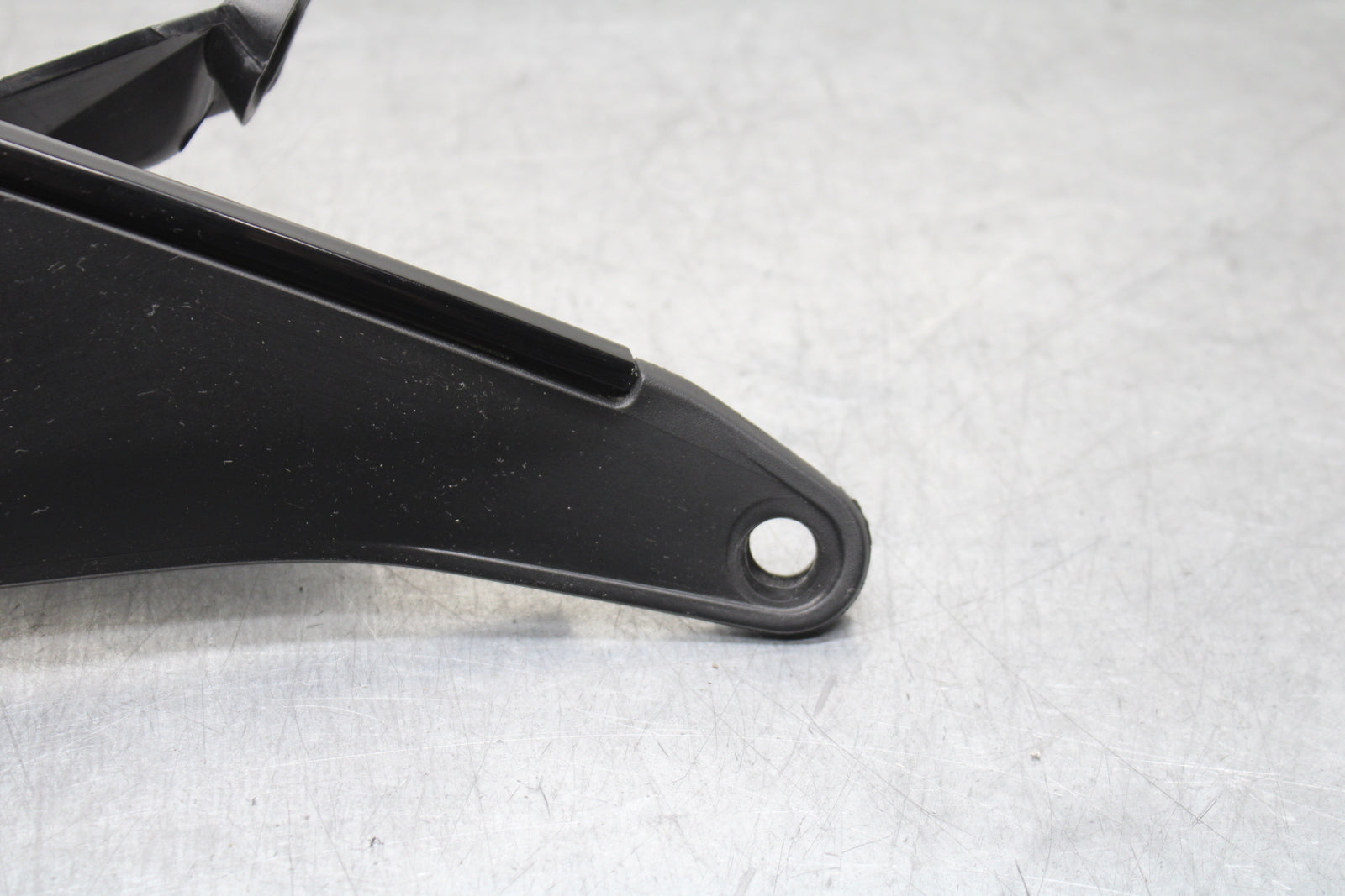 17-24 KTM 390 DUKE RIGHT REAR BACK TAIL FAIRING COWL SHROUD BB734