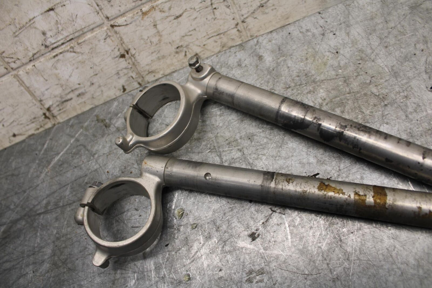 2007 Suzuki GSXR600 LEFT RIGHT CLIP ON ONS HANDLEBARS PAIR SET 56111-01H00 BB540