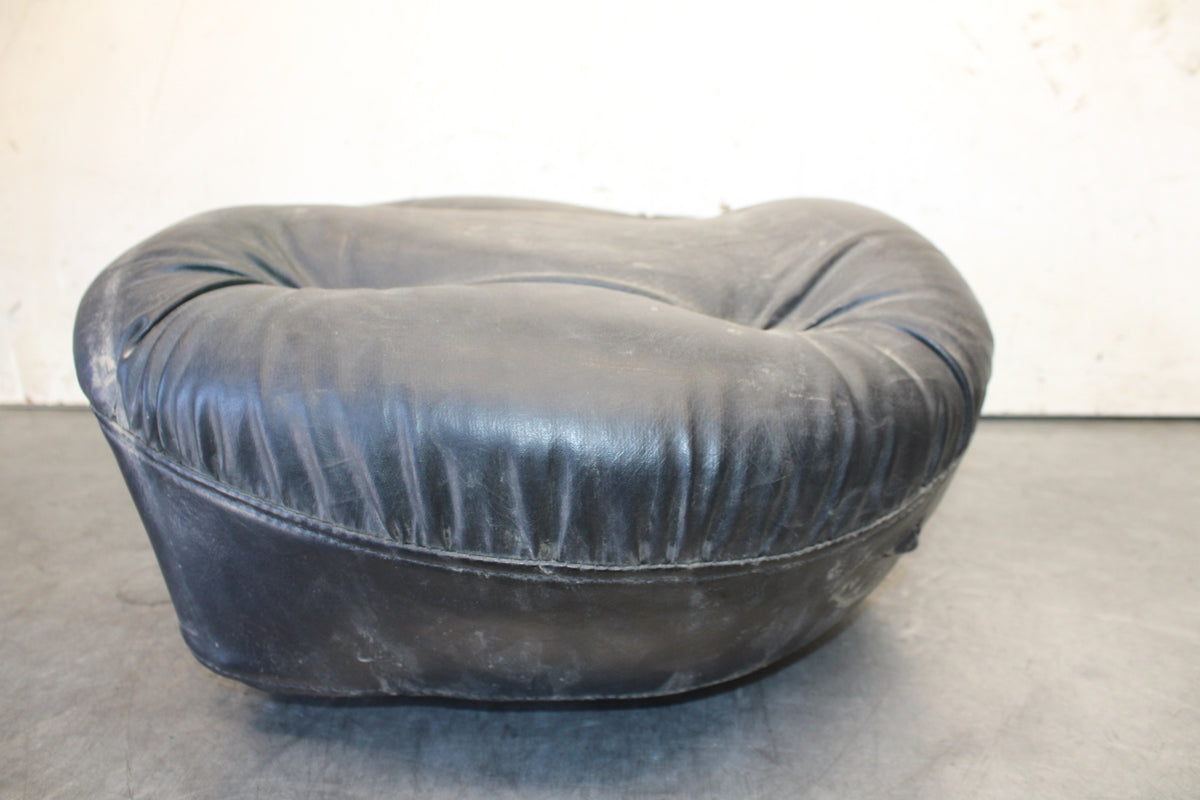 05-06 YAMAHA ROYAL STAR REAR BACK PASSENGER SEAT BB697