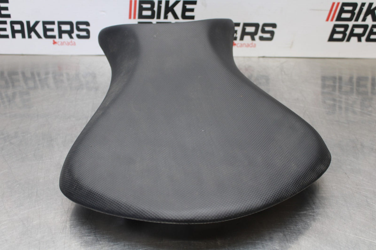 07-08 KAWASAKI NINJA ZX6R FRONT DRIVERS SEAT PAD SADDLE PILLION  BB203