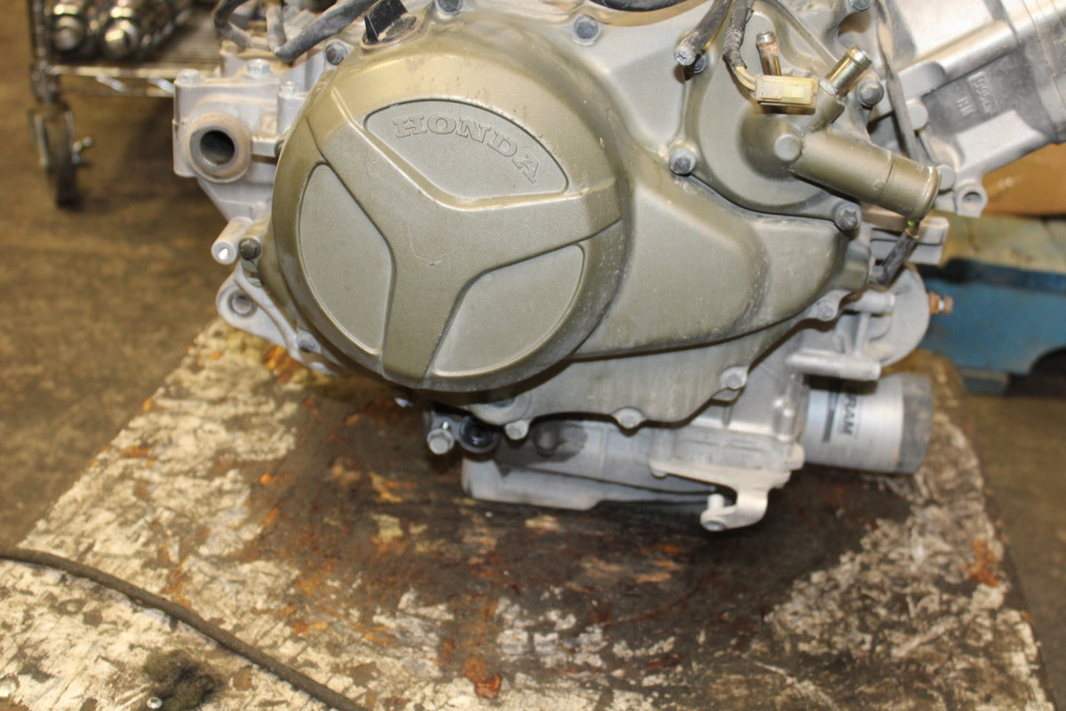 98-05 HONDA SUPER HAWK 1000 VTR1000F ENGINE MOTOR BB821