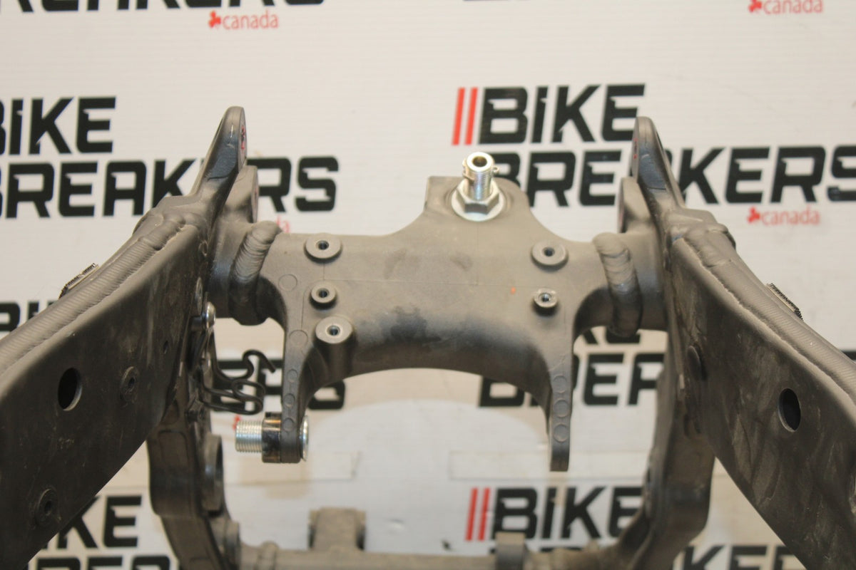 24-25 KAWASAKI NINJA ZX6R FRAME CHASSIS BB939