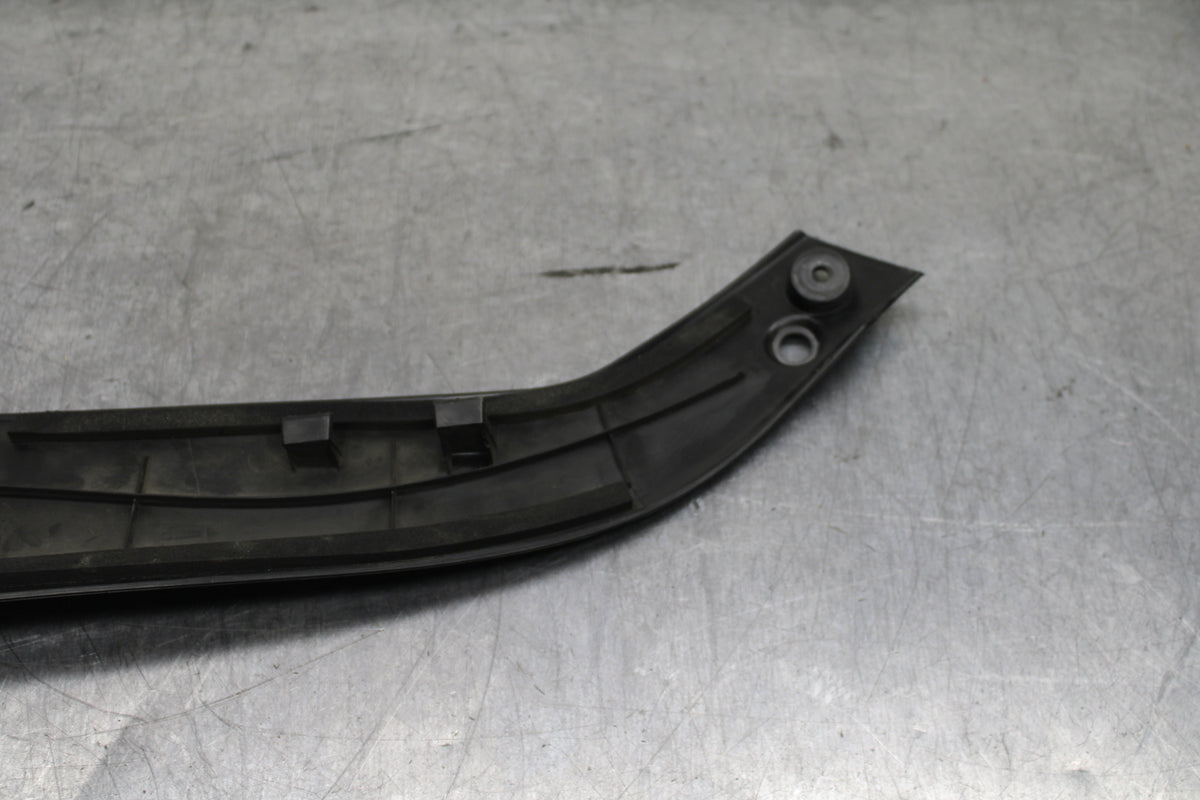 12-13 KAWASAKI Z1000 RIGHT GAS TANK FUEL CELL PANEL COVER TRIM COWL  BB743