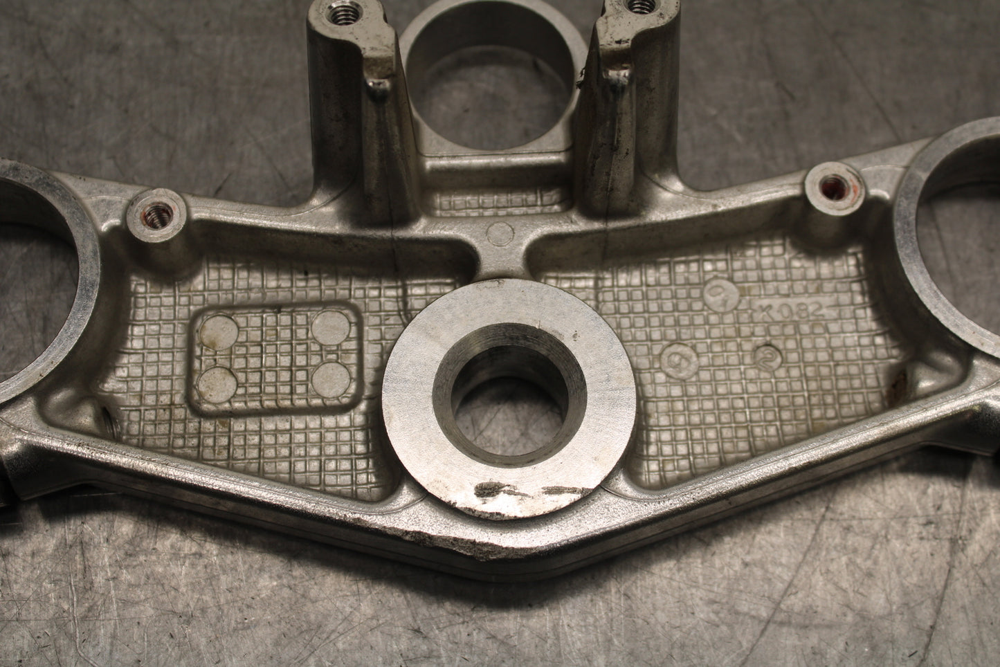 00-02 KAWASAKI NINJA ZX6R FORKS UPPER TRIPLE TREE CLAMP BB750